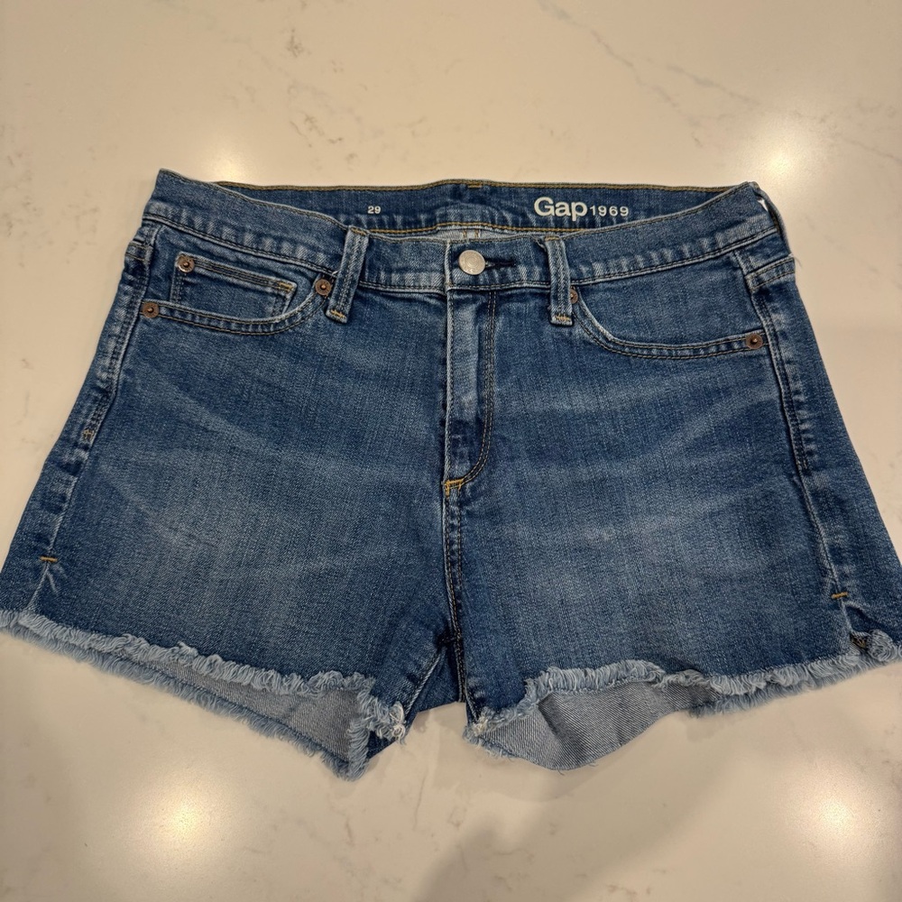 GAP MidRise Denim Shorts Light Blue size 29
